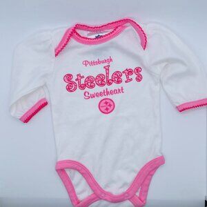 Pittsburgh Steelers Onsie- NFL apparel size 0-3 months